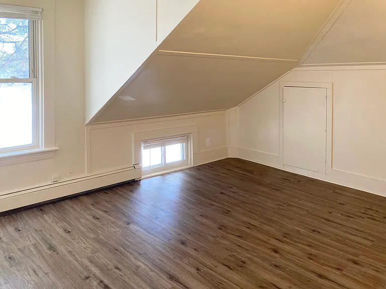 1211 Center St #4 — Photo 11