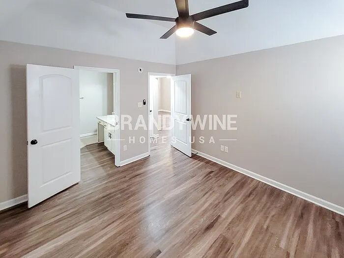 10242 Evening Hill Dr — Photo 16