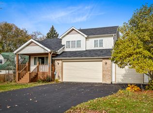 465 North St, Crete, IL 60417