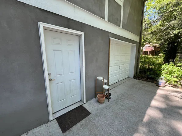 445 Princess Ann Dr, Hendersonville, NC 28739