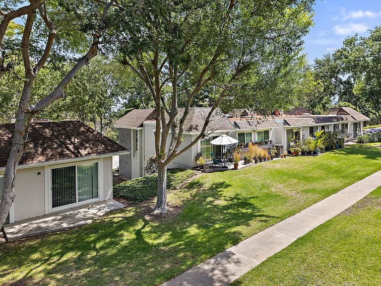 22311 Caminito Arroyo Seco #C — Photo 10