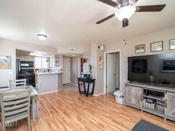3rd image of 3210 Sweetwater Ave Unit 227