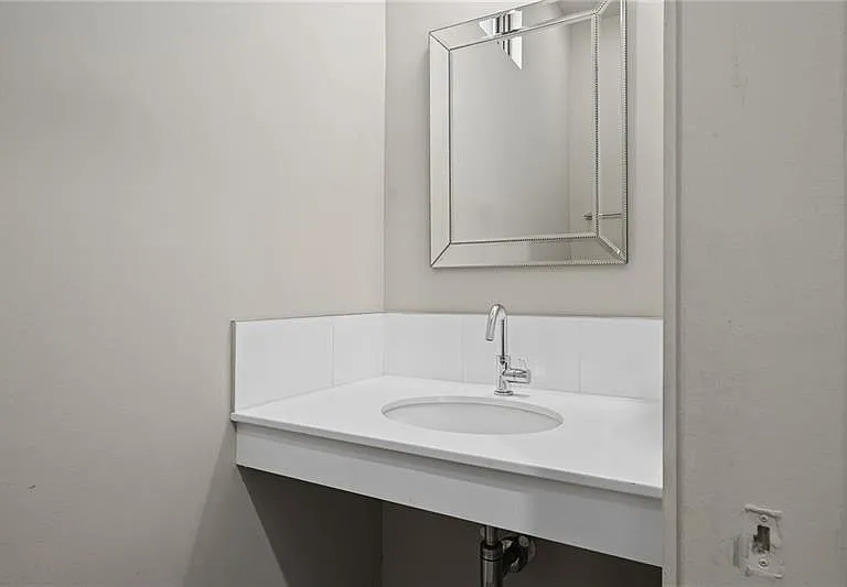 721 Longleaf Dr NE #6 — Photo 12