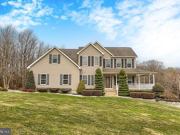 3rd image of 1363 Macton Rd