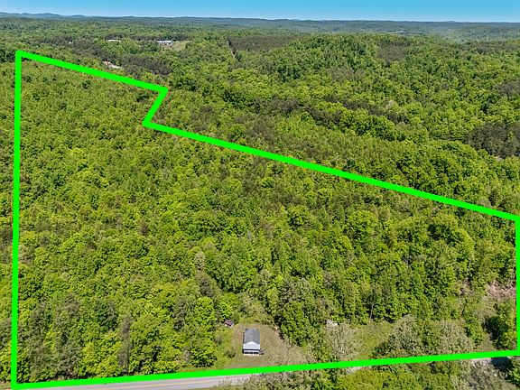 2nd image of 999 Sandy Gap Rd