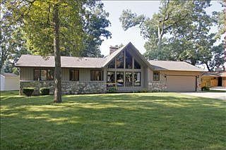 2nd image of 201 Lynwood Dr