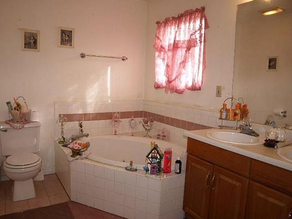 5th image of 4725 Cheerful Rd