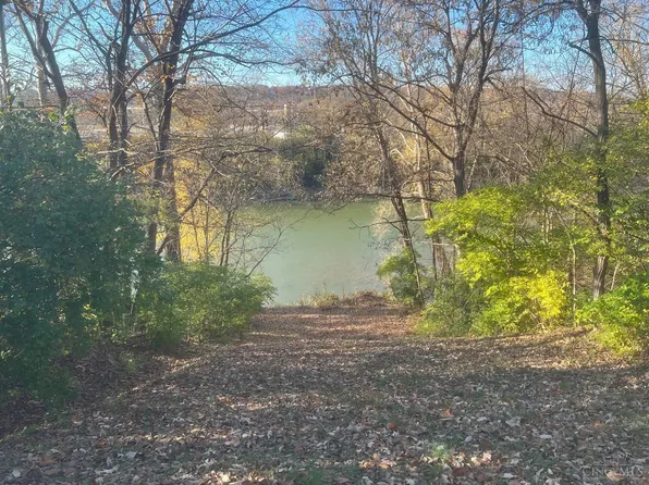 5871 E Miami River Rd, Cleves, OH 45002