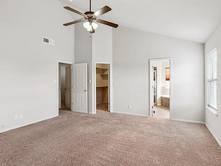 11100 Bullseye St — Photo 30