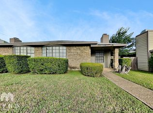 11809 Garden Terrace Dr, Dallas, TX 75243