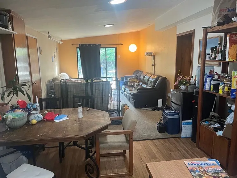 611 Lessley Pl — Photo 4