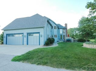 2200 Kennely Rd, Saginaw, MI 48609