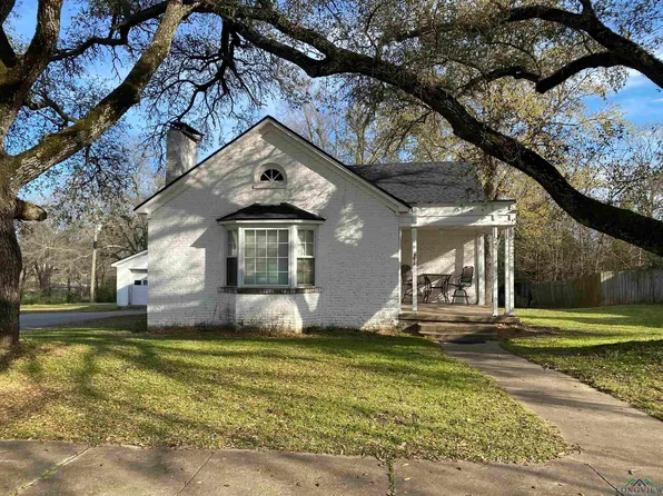 402 N Center St, Gladewater, TX 75647