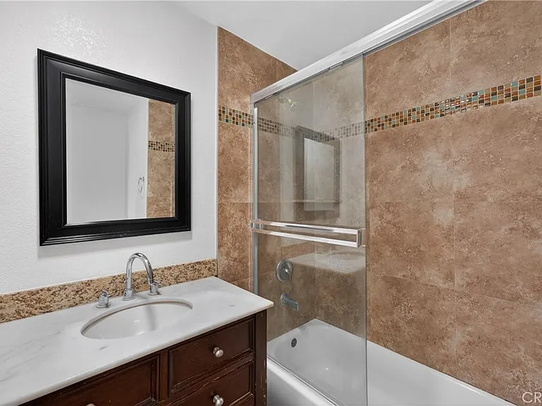 8720 Villa Dr — Photo 23