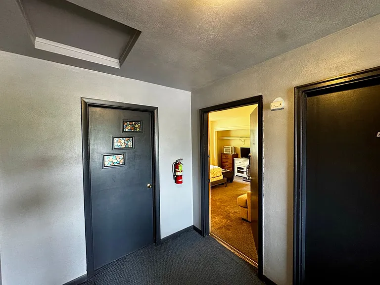 1811 13th Ave #8 — Photo 8