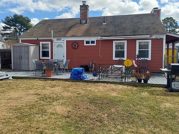 3rd image of 76 Ralph Mann Dr