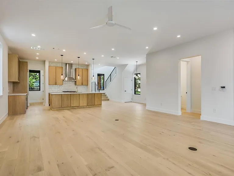 4515 Jinx Ave — Photo 3