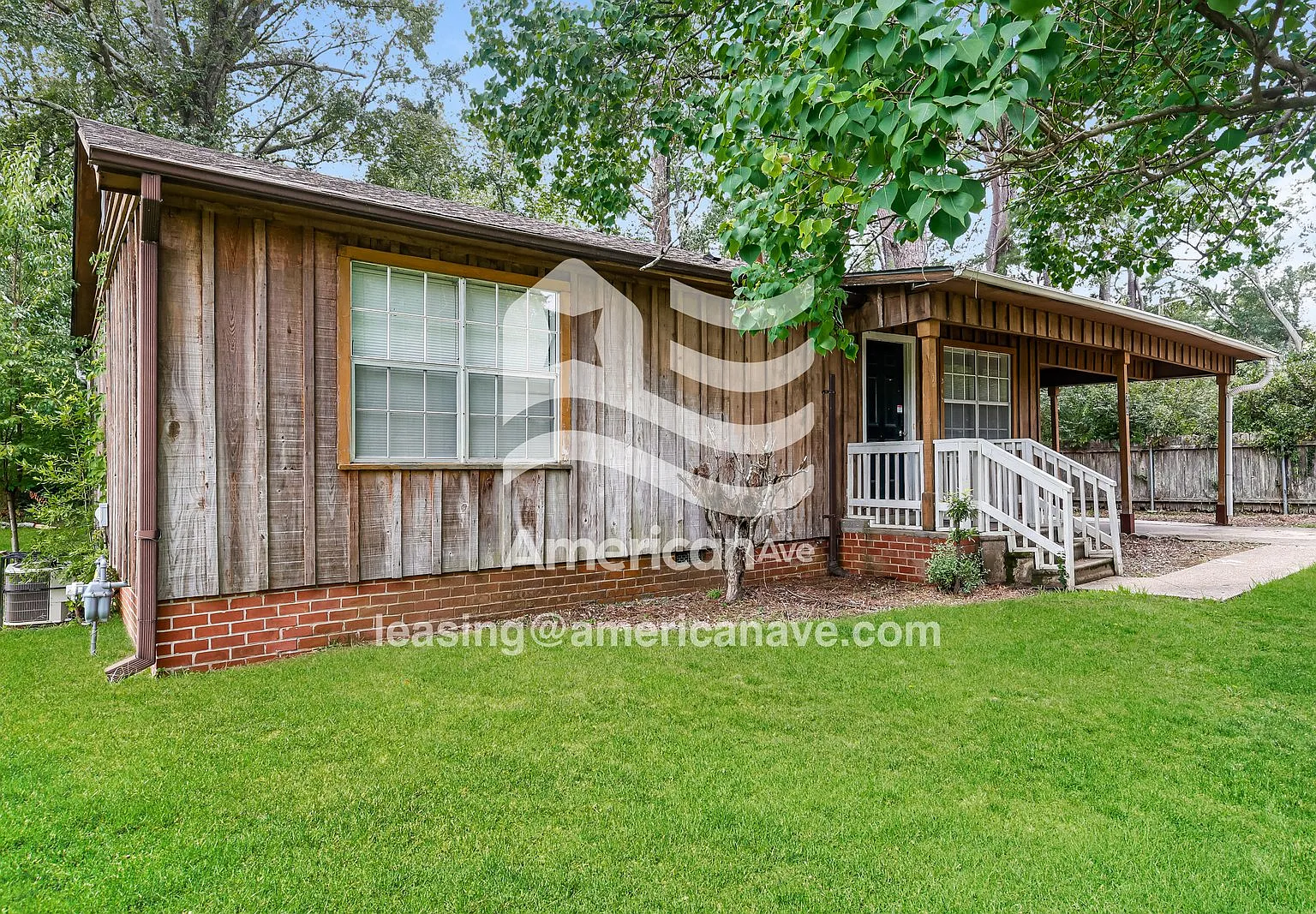 3 bed, 2.0 bath, 1250 sqft, $1,022 — Photo 2