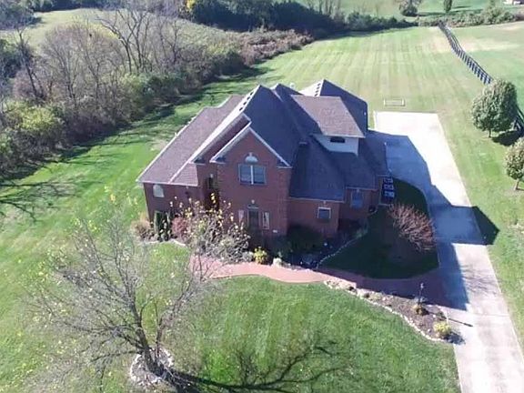 2nd image of 136 Plantation Dr