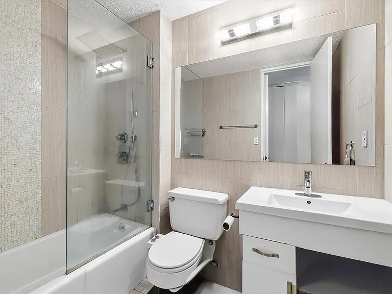 7000 Boulevard #45F — Photo 21