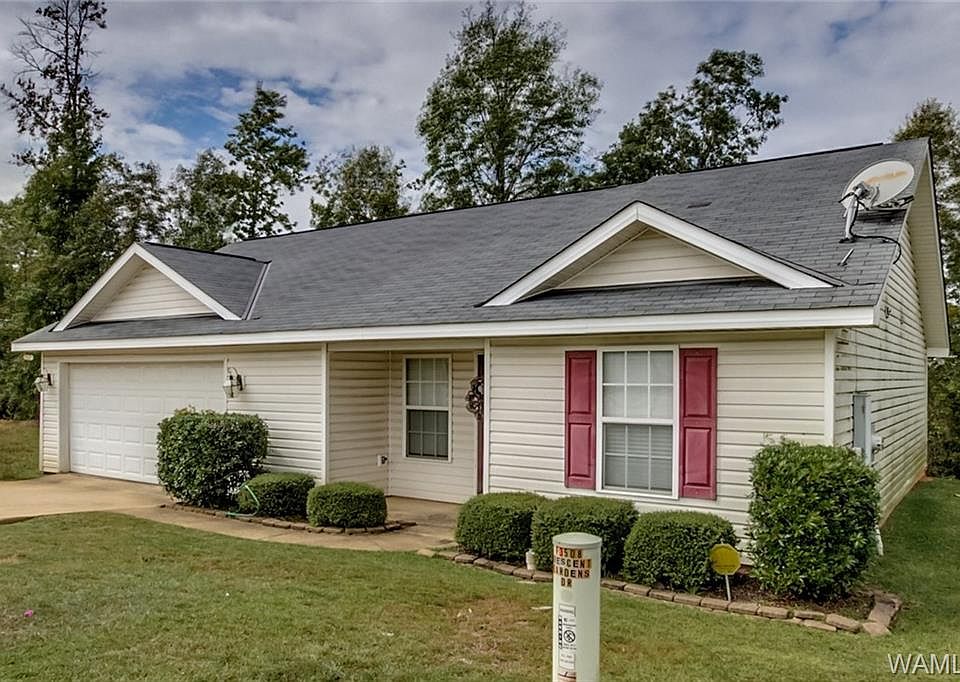 1st image of 3502 Crescent Gardens Dr