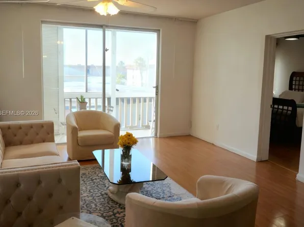 1481 NE Miami Gardens Dr APT 361, Miami, FL 33179