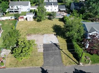 8 North Way, Hopatcong Boro, NJ 07843