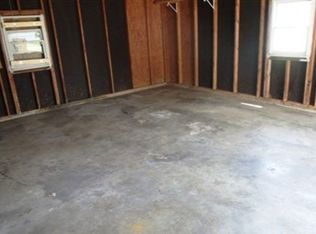 1209 S Graham Rd, Greenwood, IN 46143