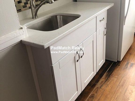 4th image of 230 Lafayette St #16