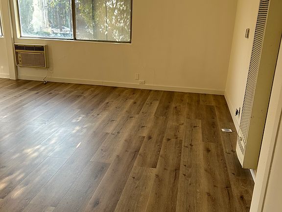 3rd image of 12682 Adelle St #3