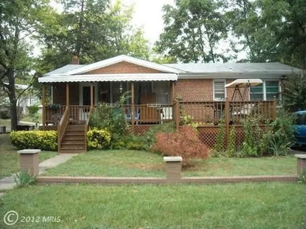 4620 Lacy Ave, Suitland, MD 20746