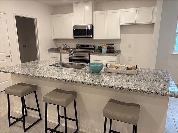 3rd image of 64 Enclave Ave