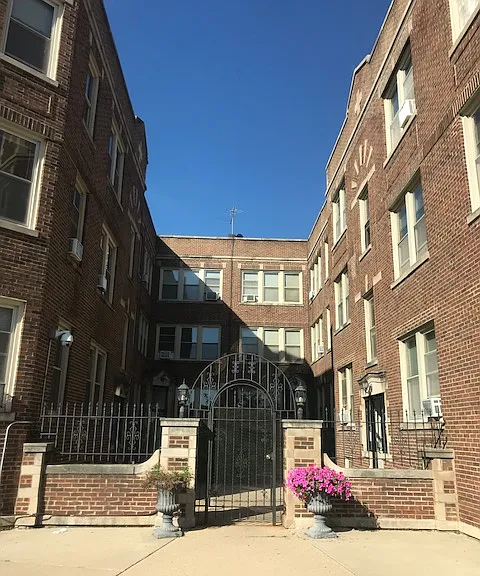 3302 Clinton Ave #2E — Photo 1