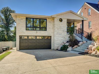 6115 Poppleton Ave, Omaha, NE, 68106