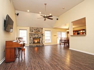 611 Catskill Dr, Effort, PA 18330