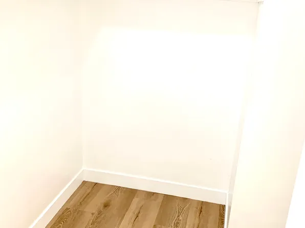 2030 S Bon View Ave, Ontario, CA 91761