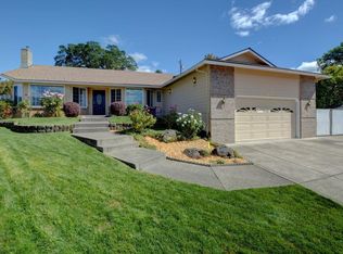 1780 Evans Cir, Medford, OR
