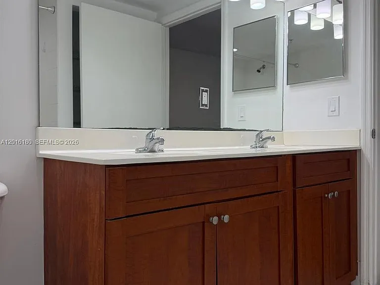 36 NW 6th Ave #1108 — Photo 31
