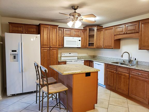 4th image of 8740 Croton Ct #8740