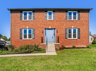 473 Stone Creek Dr, Lexington, KY 40503