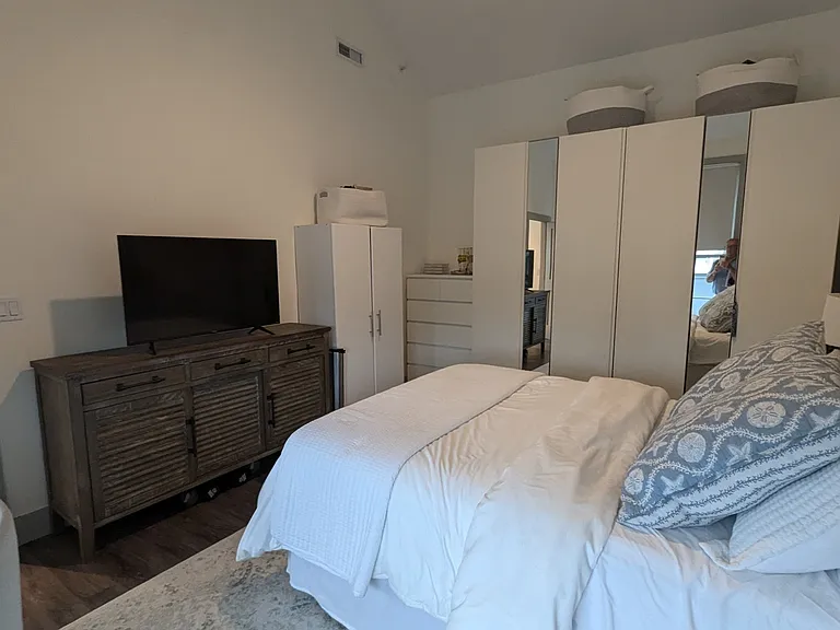33 Elm St #4 — Photo 4