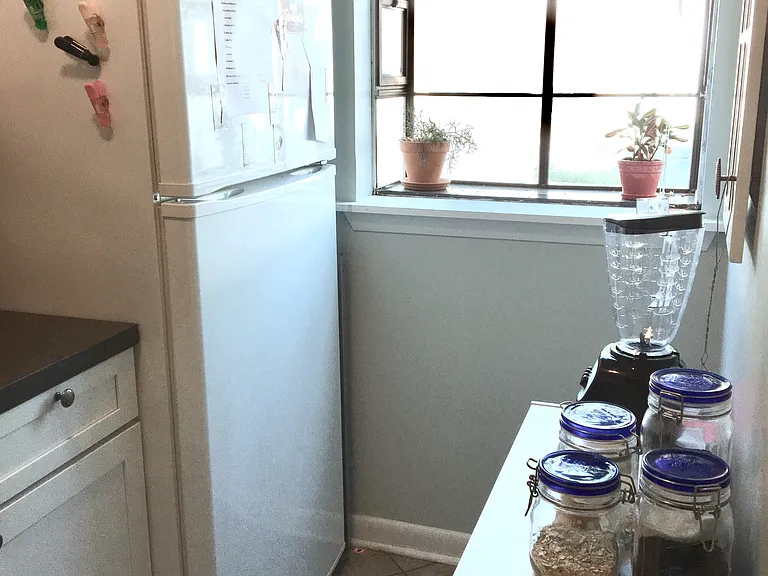 1472 Tenbury Dr #1 — Photo 10