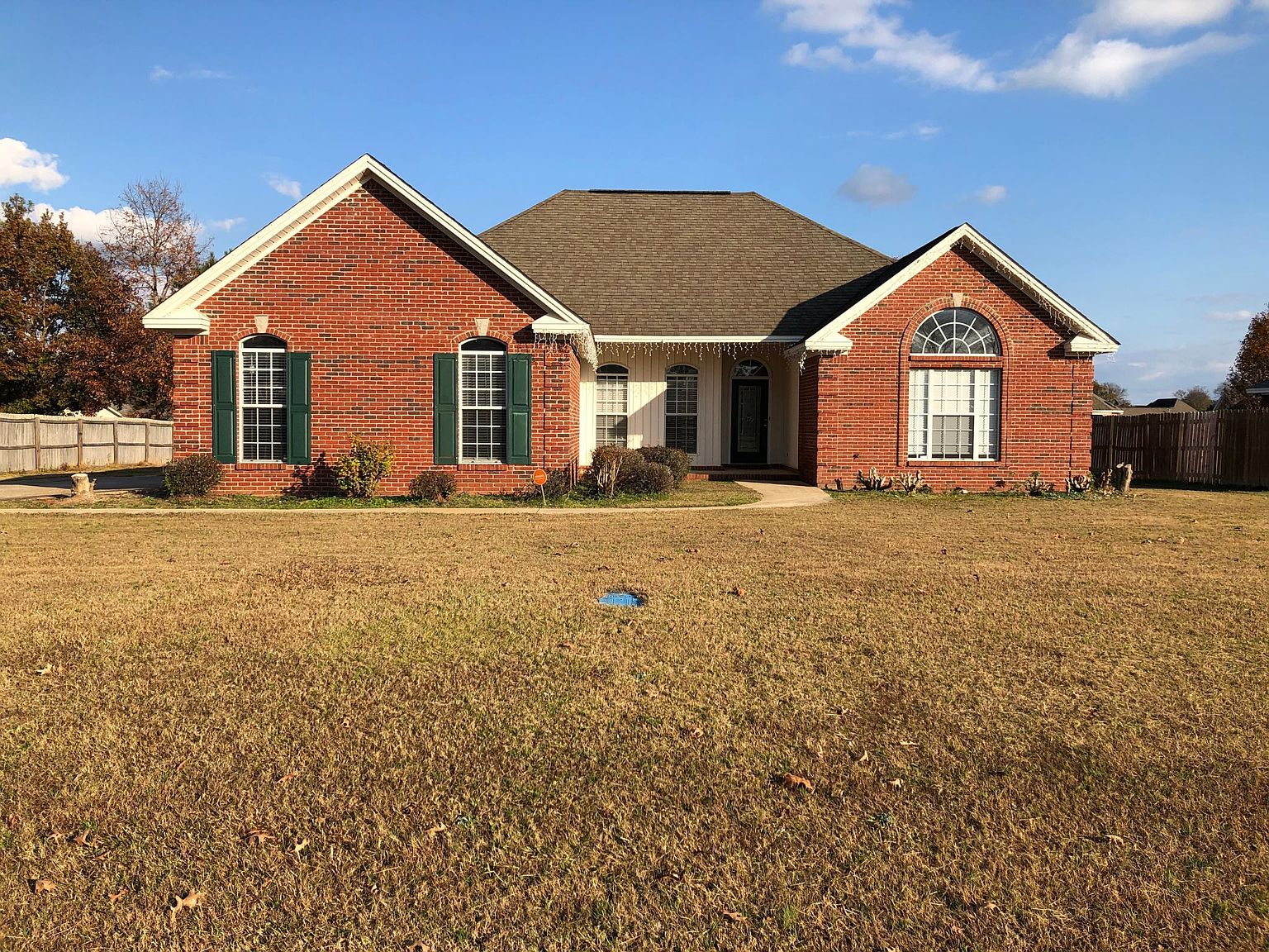 100 Sunfest Dr, Deatsville, AL 36022 Zillow