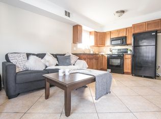 1245 1/2 W 37th Dr, Los Angeles, CA 90007