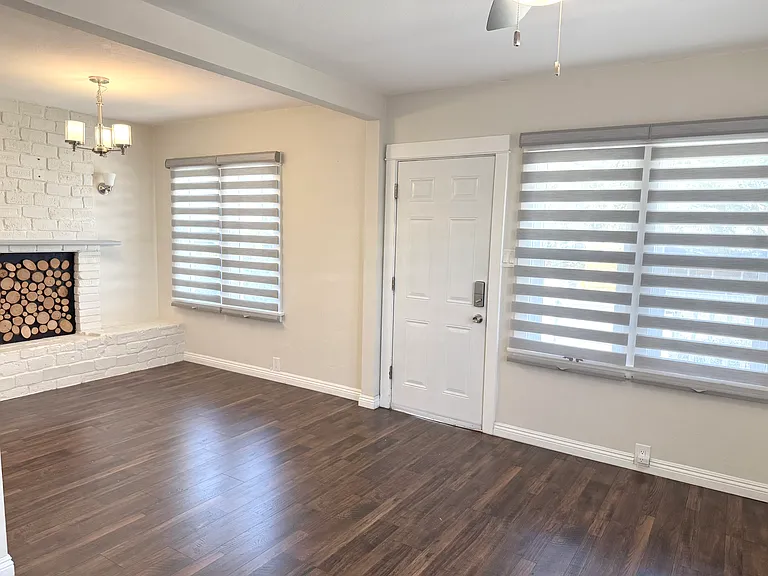 10202 Jardine Ave — Photo 2
