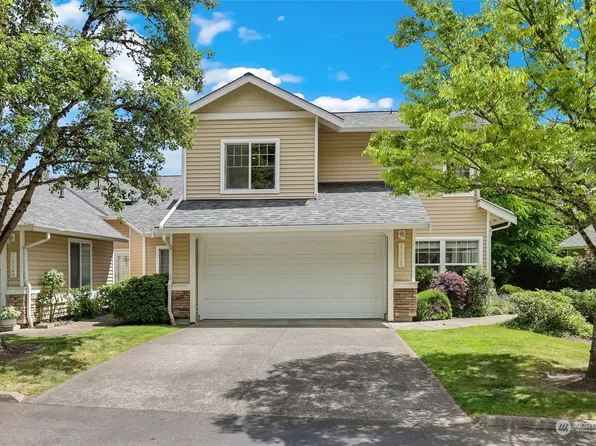 22028 39th Place S, Kent, WA 98032