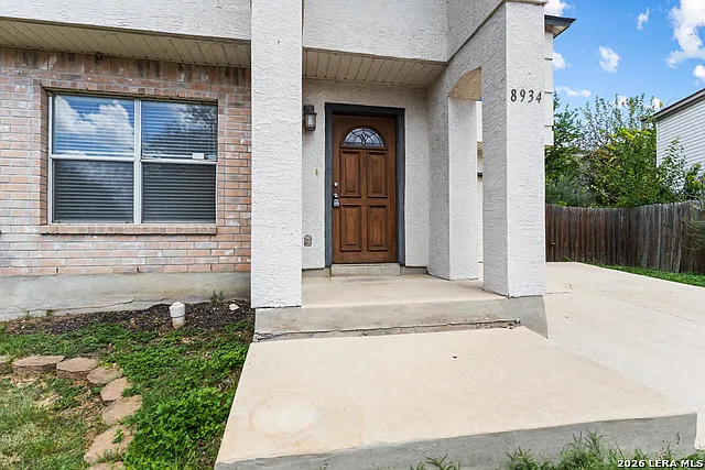 3 bed, 2.5 bath, 1369 sqft, $1,450 — Photo 3