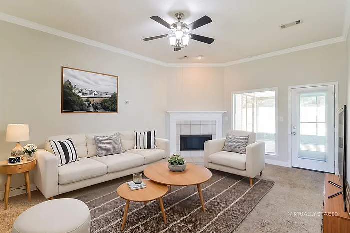 4 bed, 2.0 bath, 1536 sqft, $1,795 — Photo 4