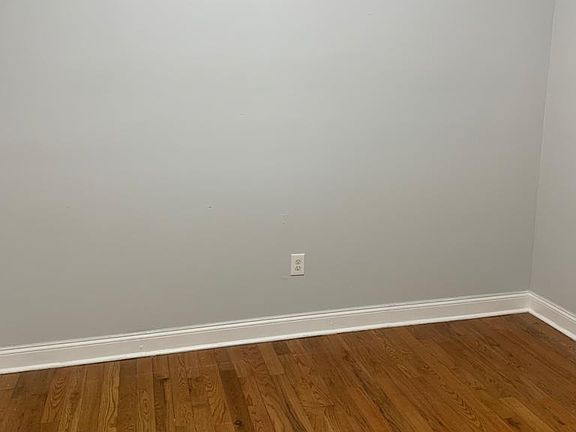 5th image of 384 Baldwin Ave APT 6
