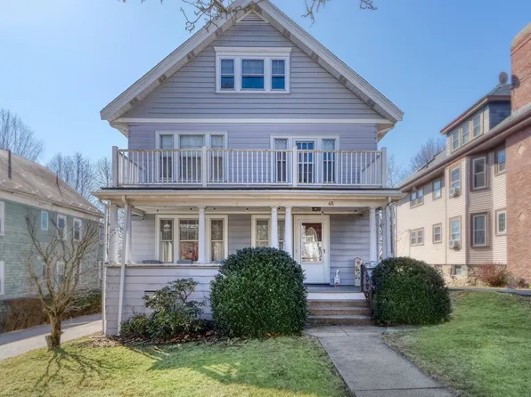 48 Manthorne Rd, West Roxbury, MA 02132